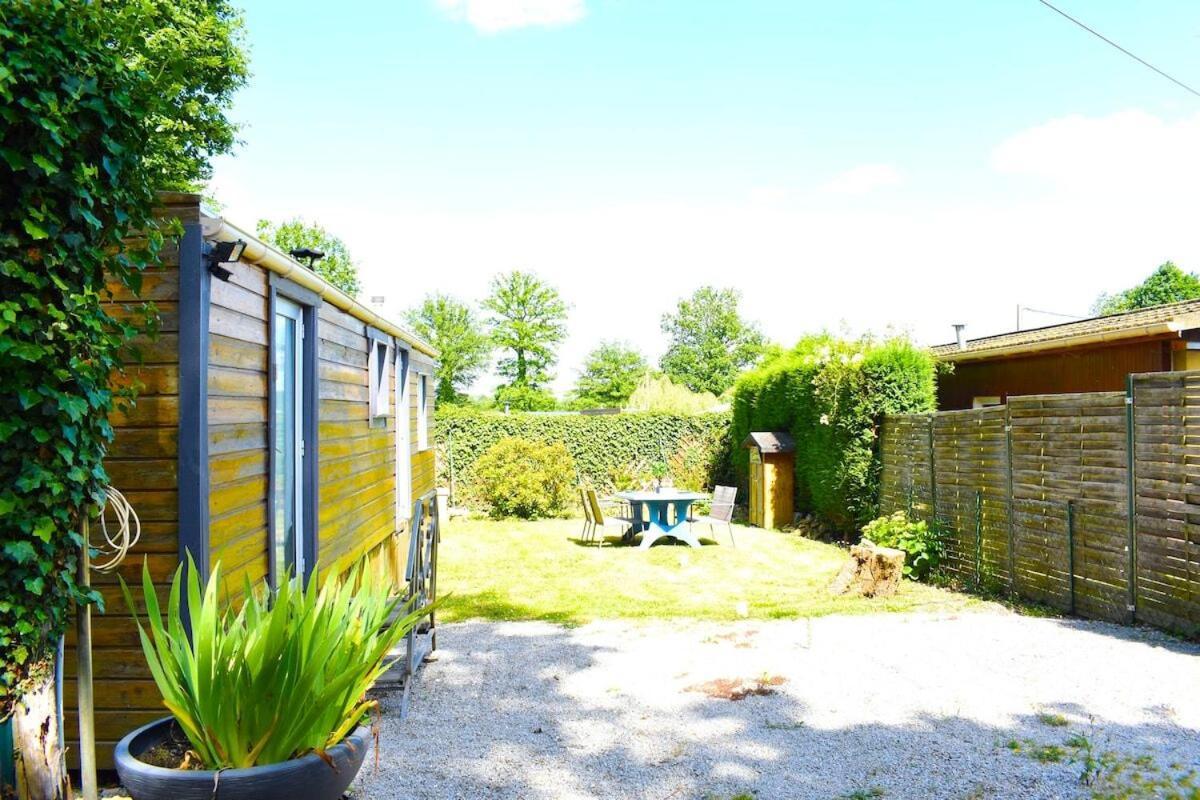 Le Mobil Home Du Bois Du Buc Saint-Julien-de-la-Liegue Exterior photo